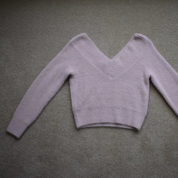 H&M Divided Long Sleeve Crop Top Fuzzy Soft Pink - Picture 3 of 5